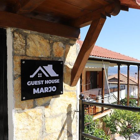 Guest House Marjo Berat Exterior photo